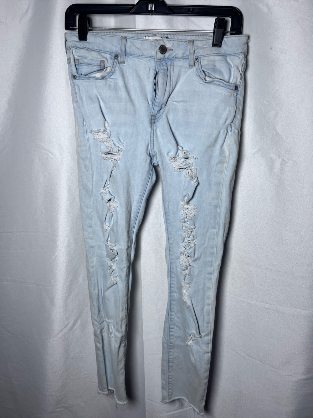 Forever 21 Light Blue Distressed Skinny Jeans